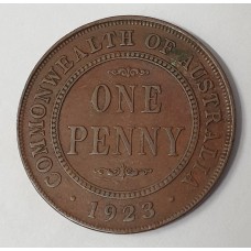 AUSTRALIA 1923 . ONE 1 PENNY . VARIETY . BROKEN M